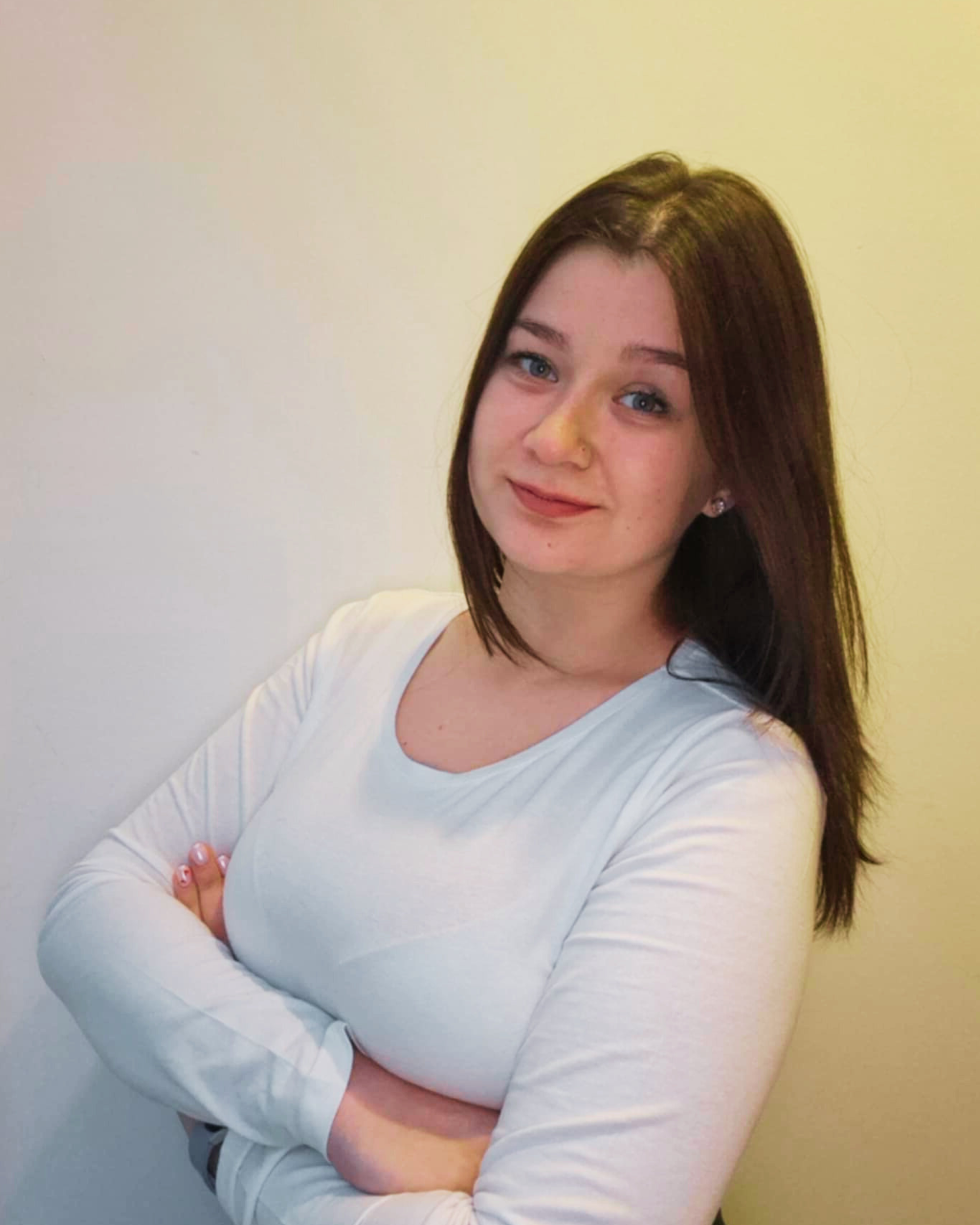 Heló, LORA vagyok,fodrász